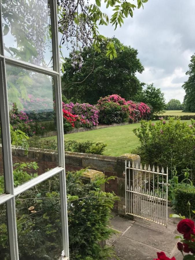 Willington Hall Hotel Tarporley Dış mekan fotoğraf