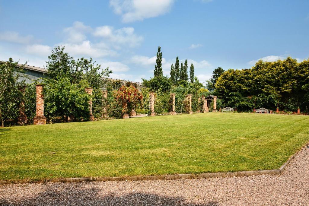 Willington Hall Hotel Tarporley Dış mekan fotoğraf