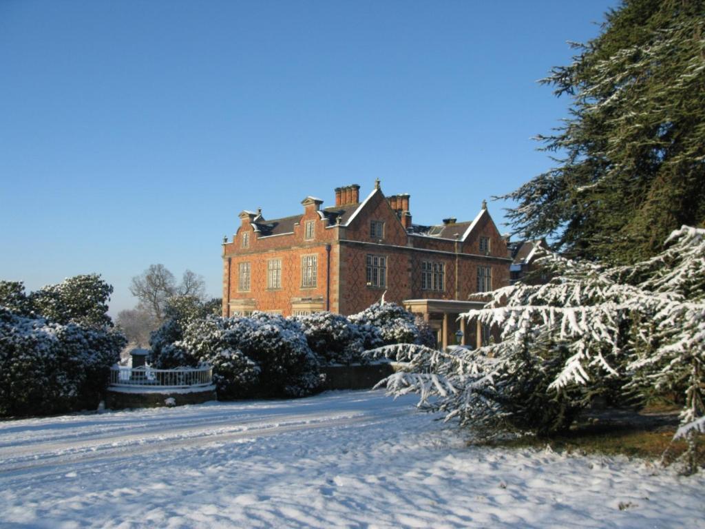Willington Hall Hotel Tarporley Dış mekan fotoğraf