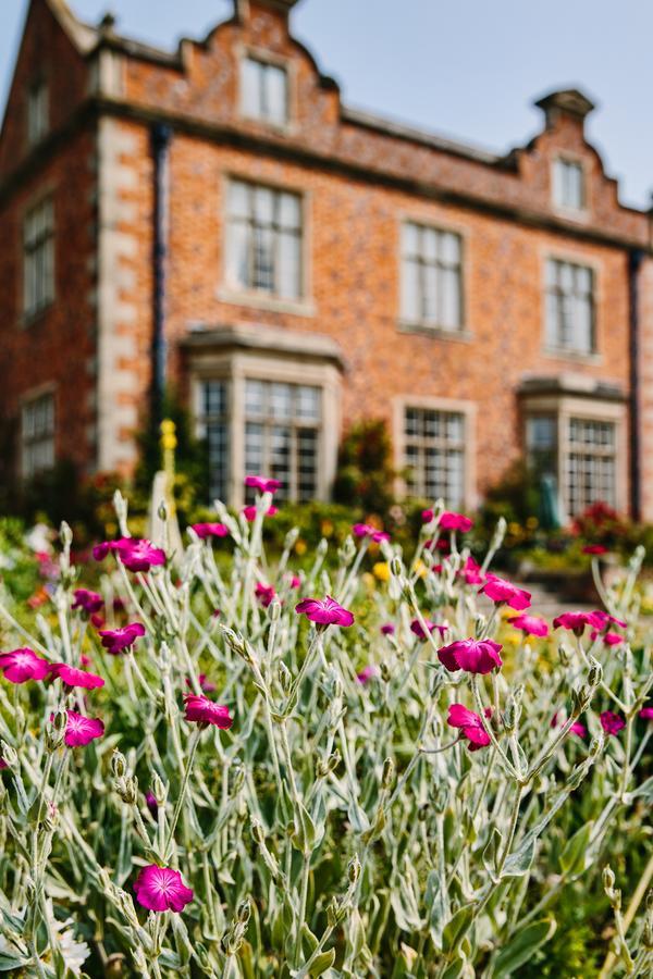 Willington Hall Hotel Tarporley Dış mekan fotoğraf