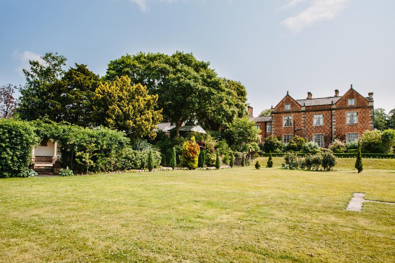Willington Hall Hotel Tarporley Dış mekan fotoğraf