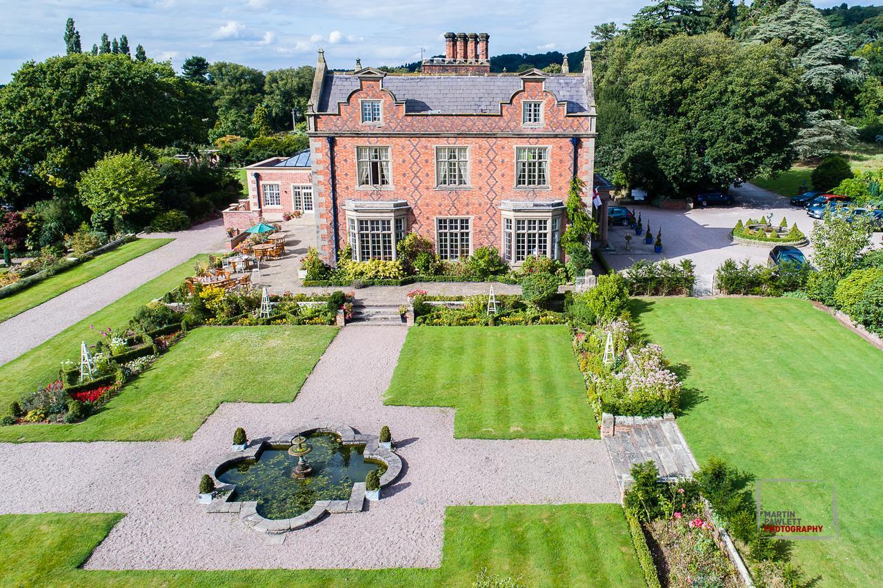 Willington Hall Hotel Tarporley Dış mekan fotoğraf