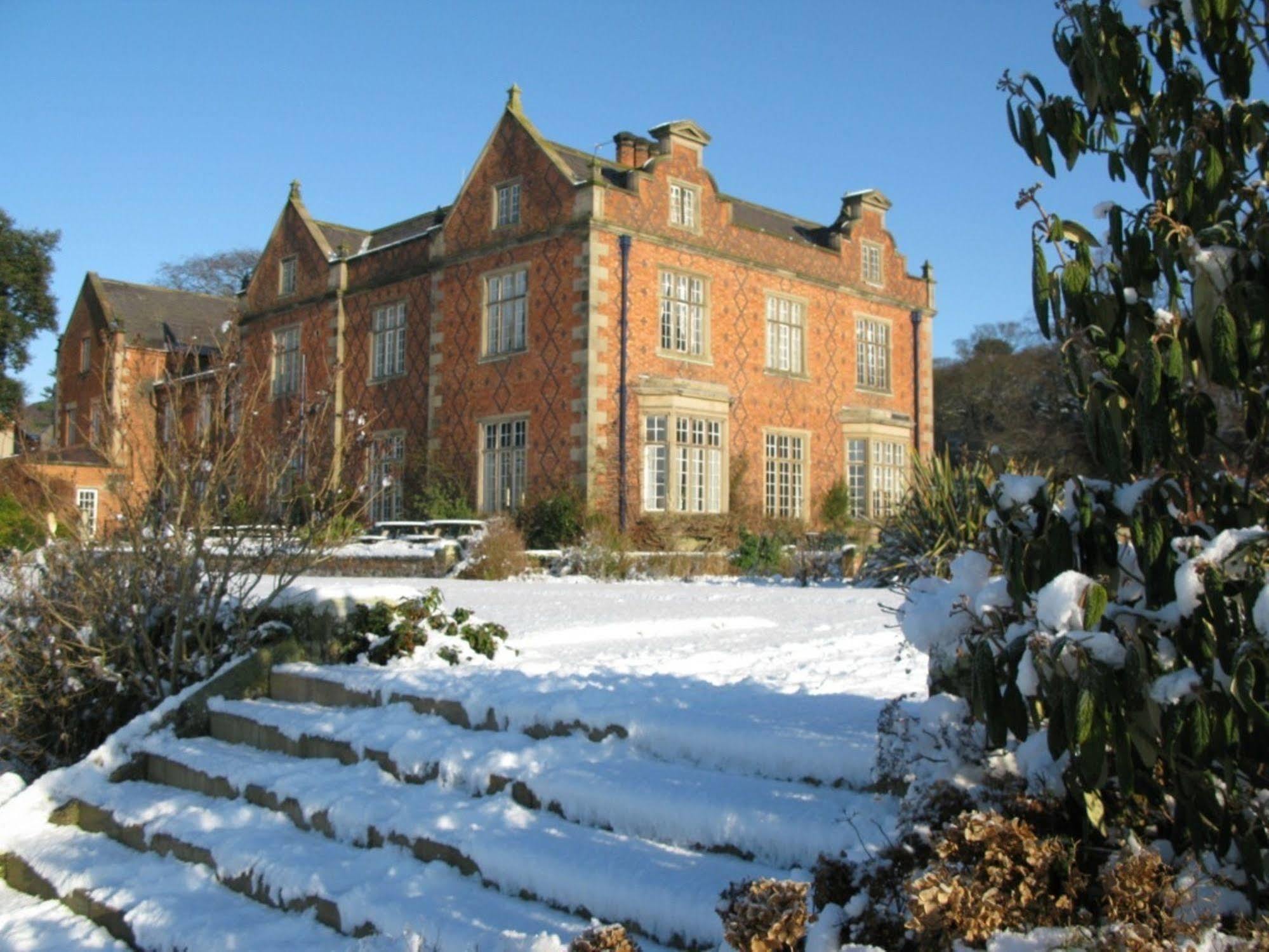 Willington Hall Hotel Tarporley Dış mekan fotoğraf