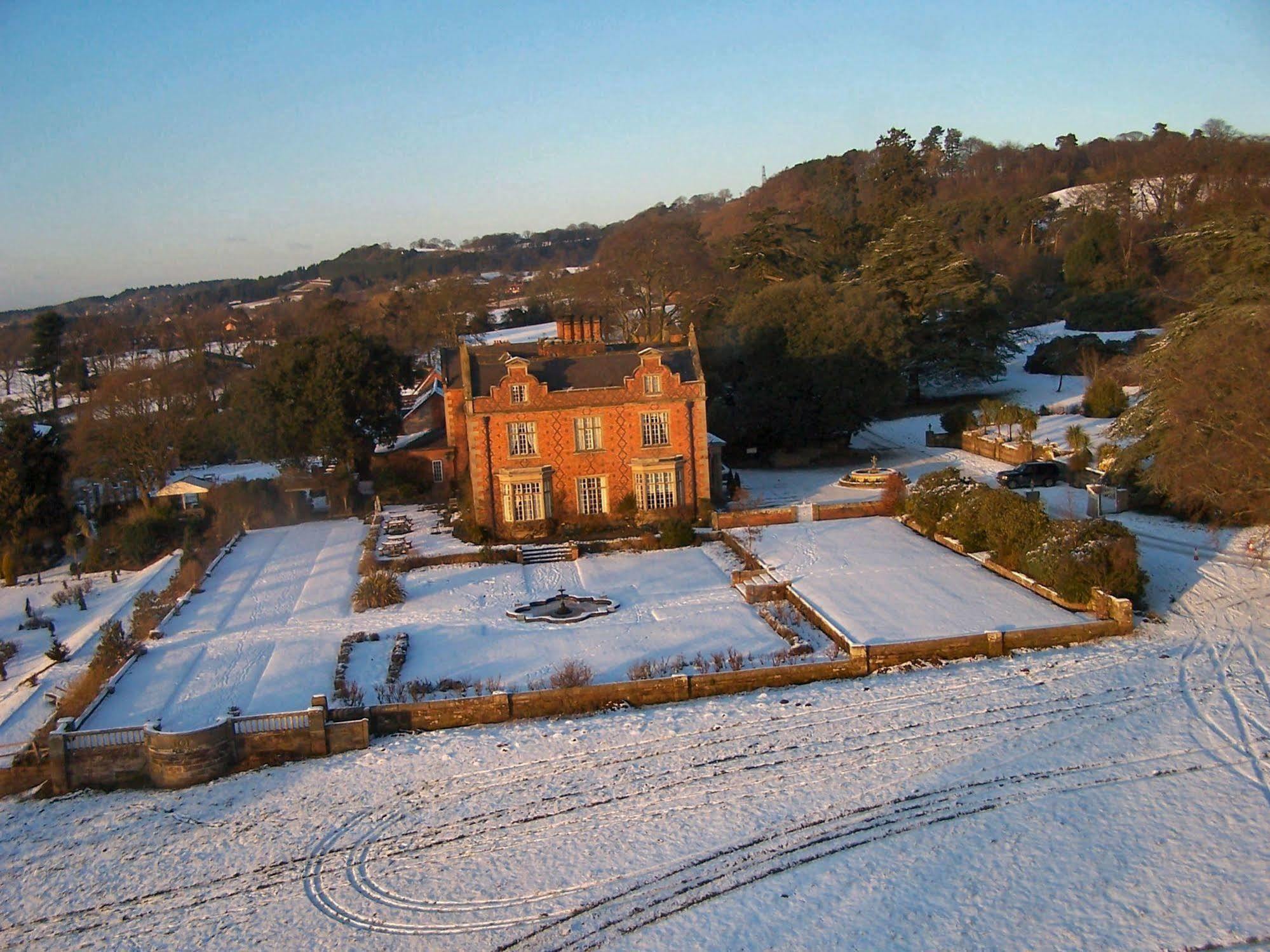 Willington Hall Hotel Tarporley Dış mekan fotoğraf
